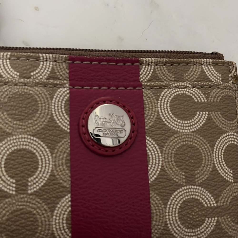 Coach wallet - Picture 2 of 5